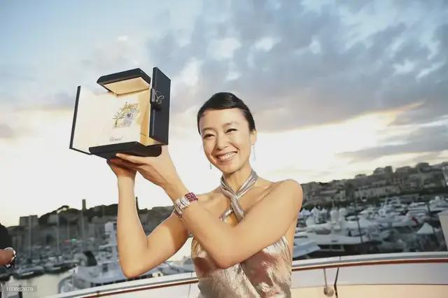 耗80亿阵容强大，观影数却仅24万，这韩片连李政宰池昌旭都救不了