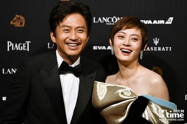 港媒曝多对明星夫妇被税务局约谈