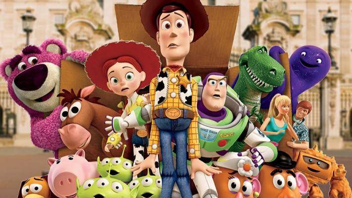 迪士尼如何买断所有人的童年?