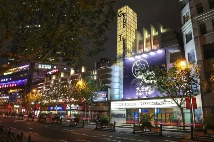91岁“高龄”的电影院为何热衷“夜生活”？