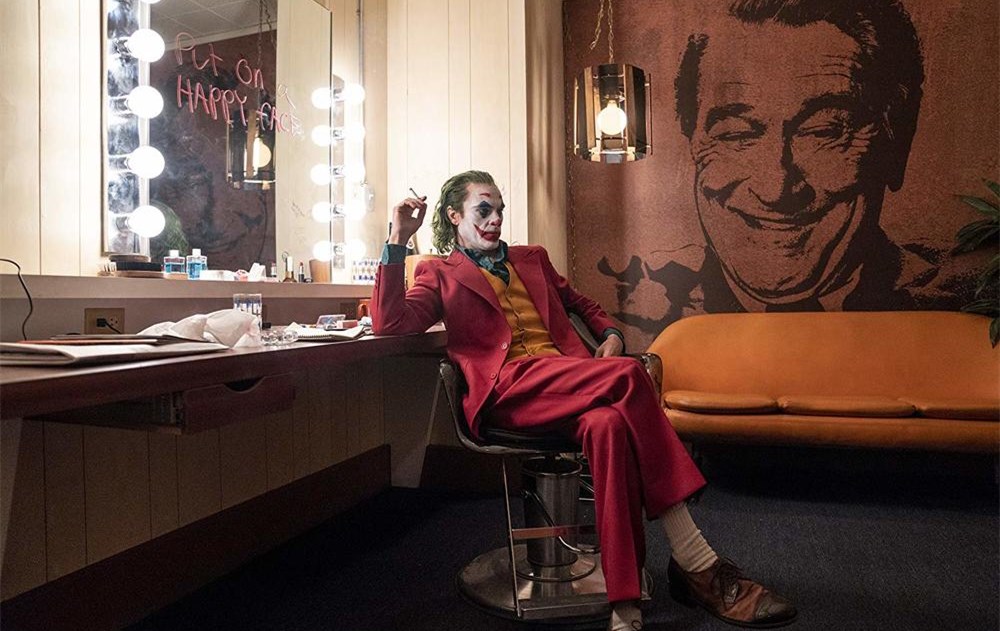 ＂小丑＂全球破10亿 凤凰片酬450万美元