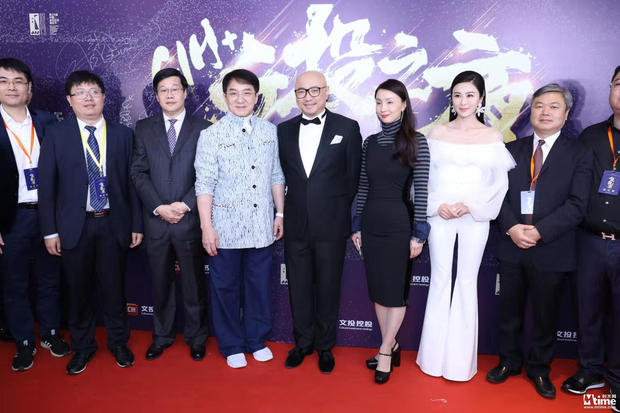 成龙王朔万玛才旦新片亮相＂文投之夜＂