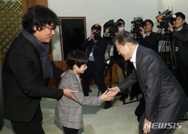 a6efce1b9d16fdfa925fbbac79a2b15294ee7b70