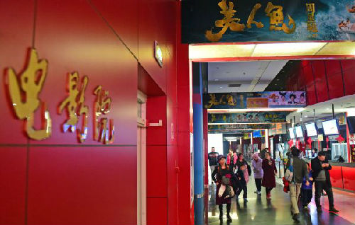 转型“零食电商”：电影院能否靠“去库存”扛过这场倒春寒